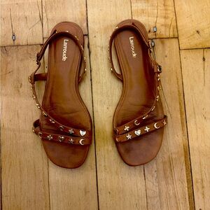 Larroude Celeste Flat Sandal in Biscuit